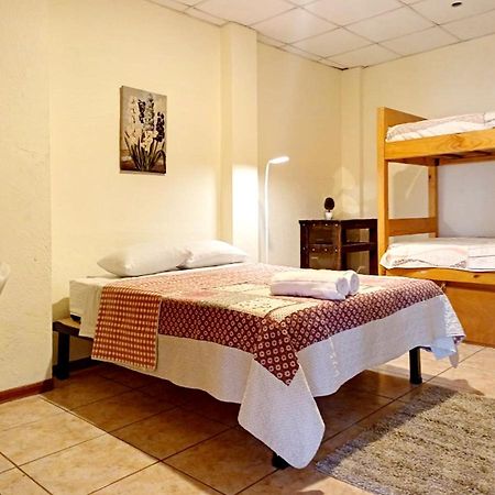 Eco Hotel Puerto Urbano 436 サンホセ エクステリア 写真